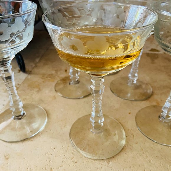 Art Deco Floral Etched Crystal Wine Glasses